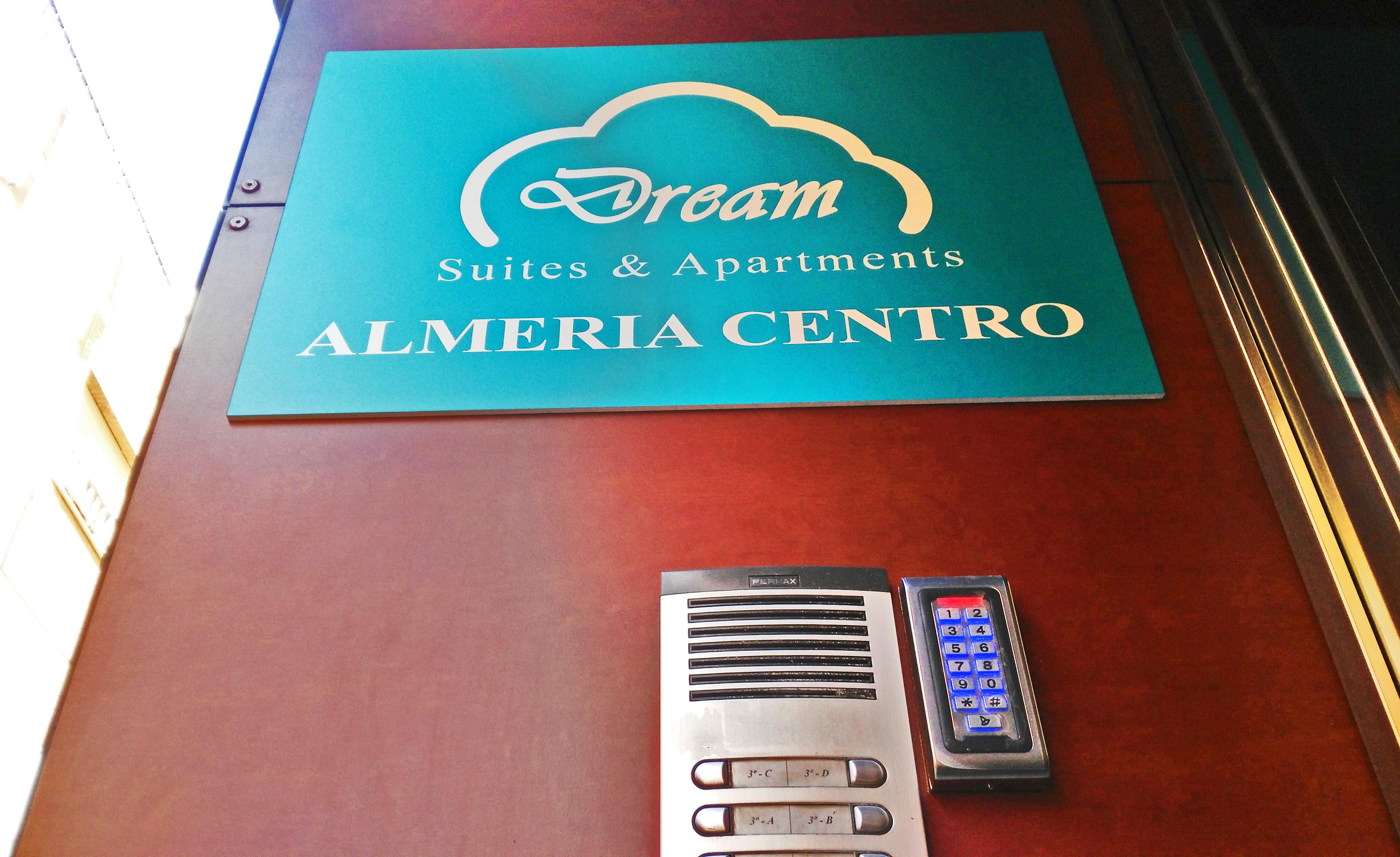 Dream Suites And Apartments Almeria Centro מראה חיצוני תמונה