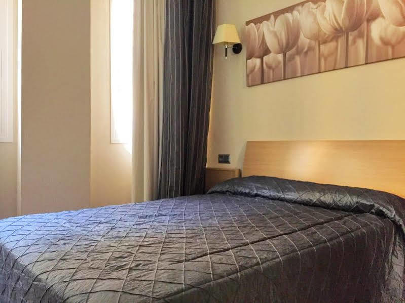 Dream Suites And Apartments Almeria Centro מראה חיצוני תמונה