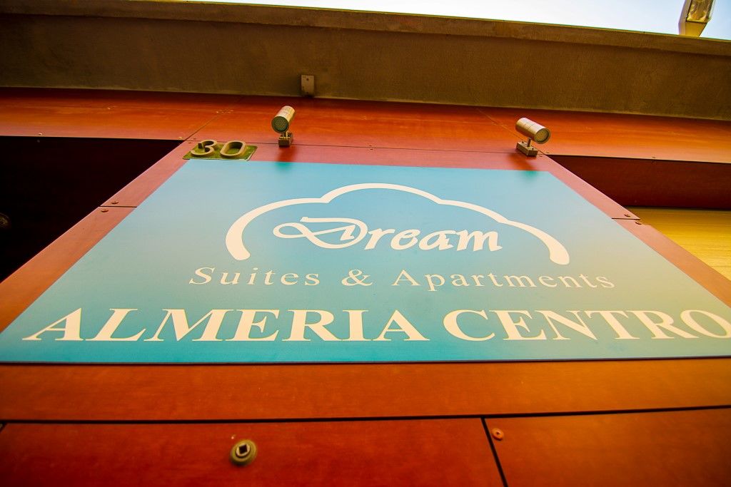 Dream Suites And Apartments Almeria Centro מראה חיצוני תמונה